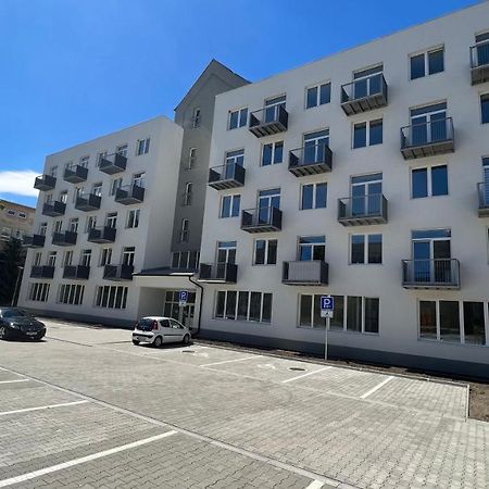 2 Room Apartment With Balcony Liptovský Mikuláš 外观 照片