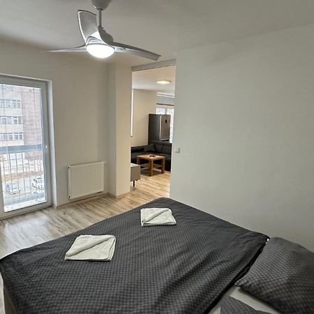 2 Room Apartment With Balcony Liptovský Mikuláš 外观 照片