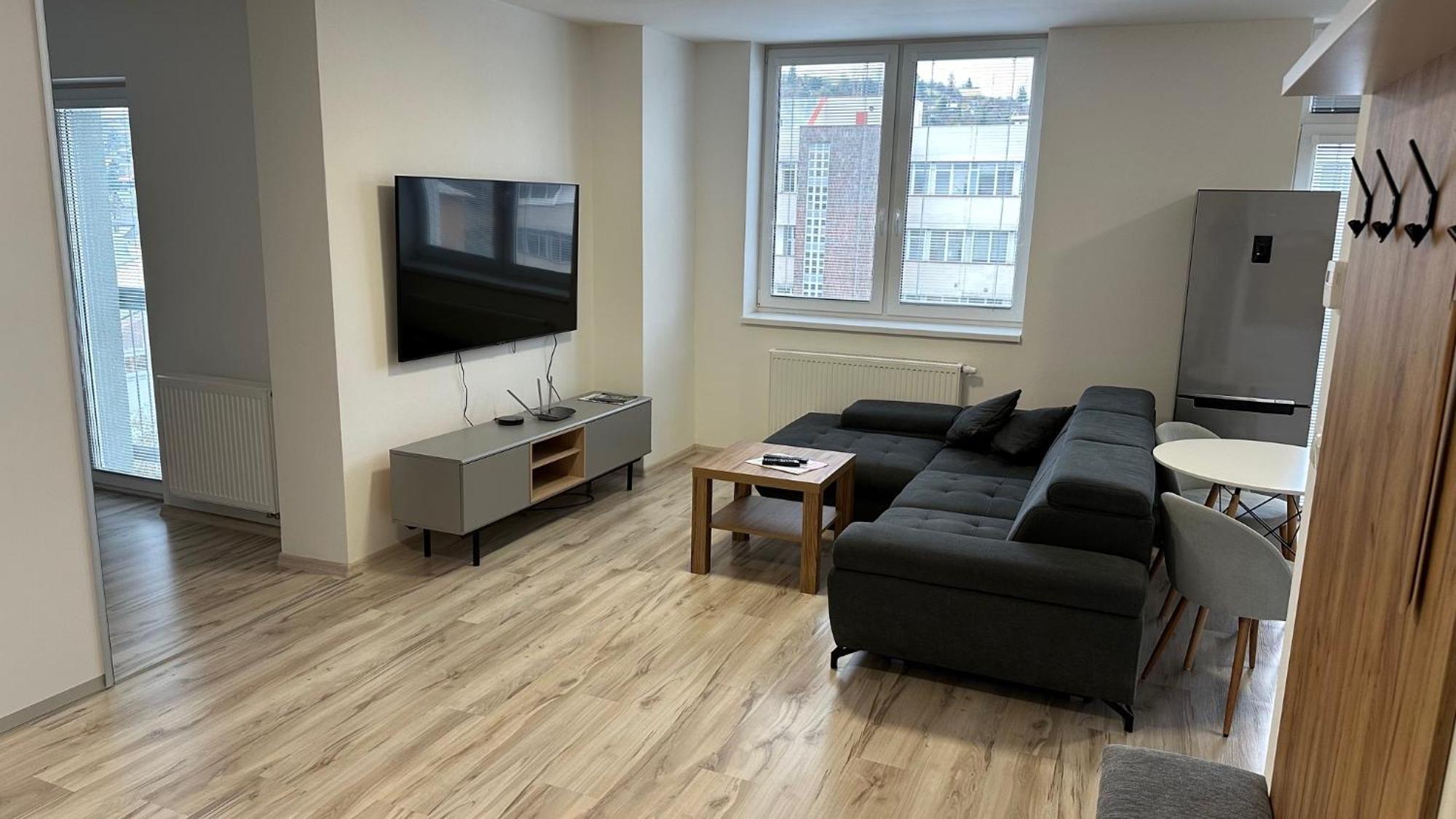 2 Room Apartment With Balcony Liptovský Mikuláš 外观 照片