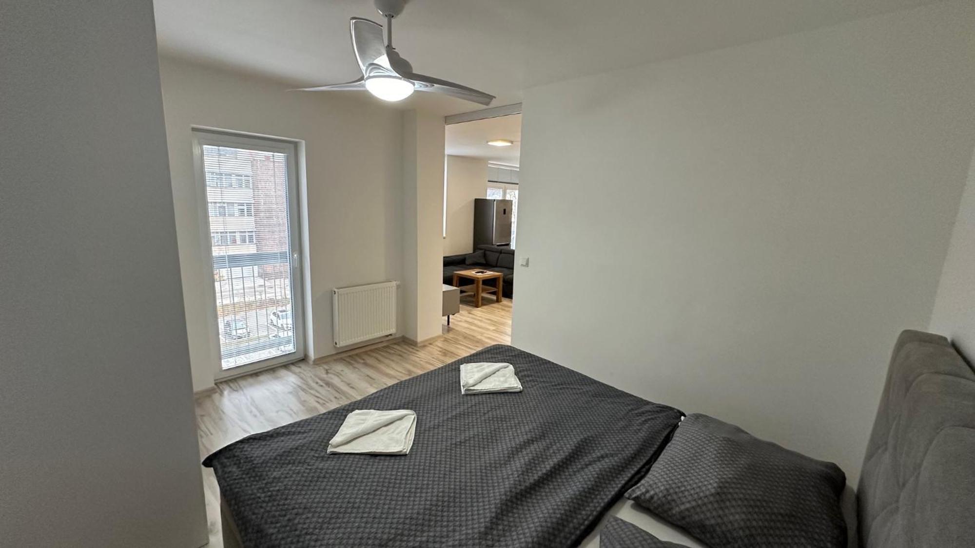 2 Room Apartment With Balcony Liptovský Mikuláš 外观 照片