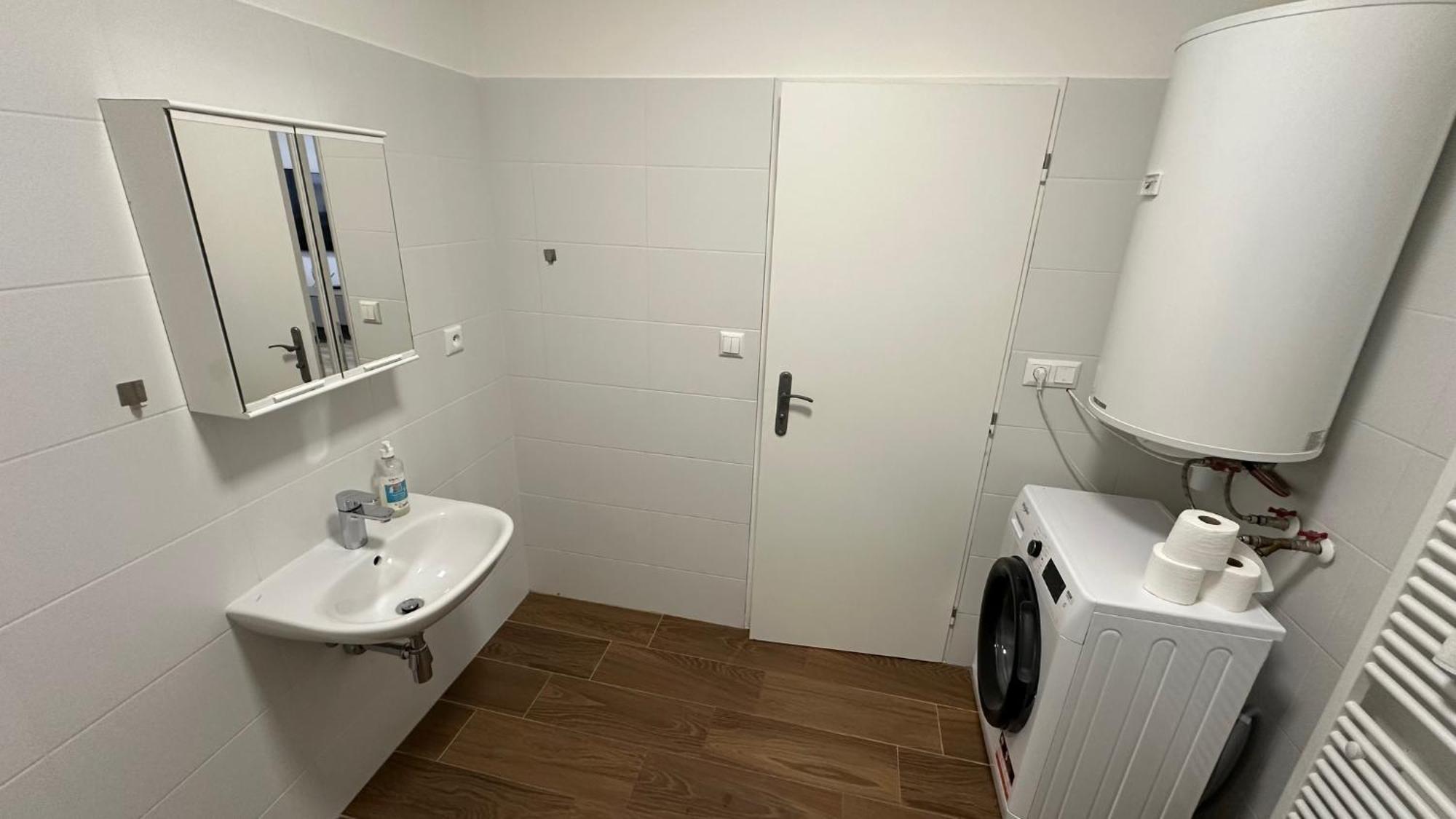 2 Room Apartment With Balcony Liptovský Mikuláš 外观 照片